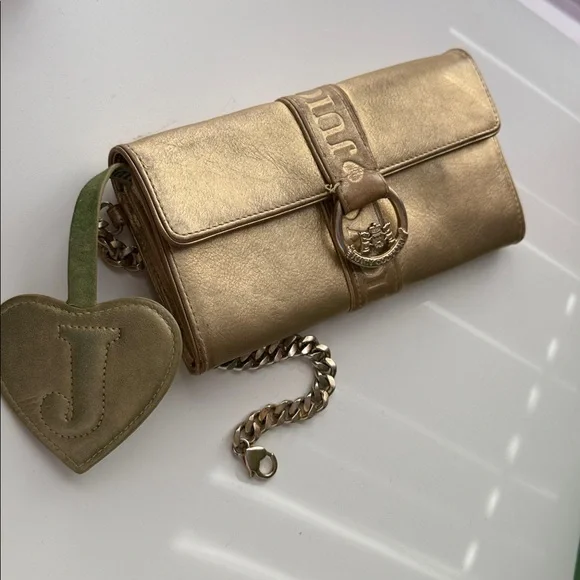 Juicy Couture Vintage Gold Tone Wallet - Picture 4 of 17